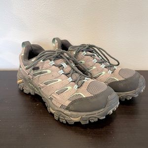 Merrel Moab 2 Waterproof Hiking Shoe: Women’s 9